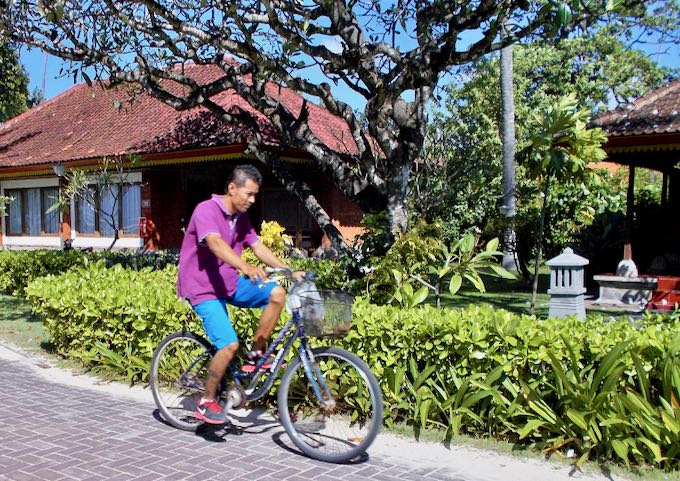 The beachside path running the entire length of Sanur is the nicest and quickest way to explore.