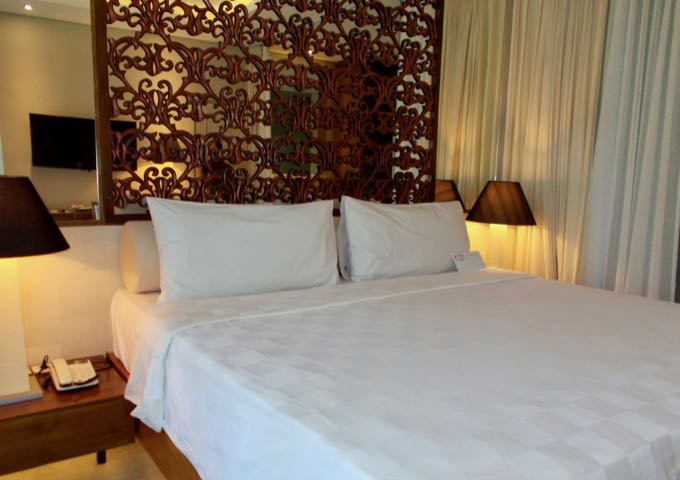 The spacious Deluxe Rooms are stylish.